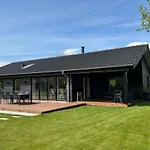 Dom wakacyjny Hasten - 600m From The Sea By Interhome