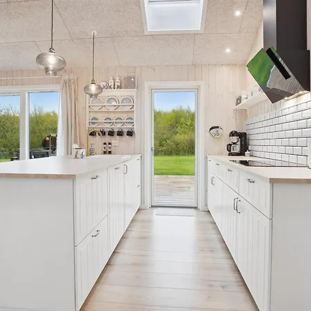 Hasten - 600m From The Sea By Interhome Dom wakacyjny *